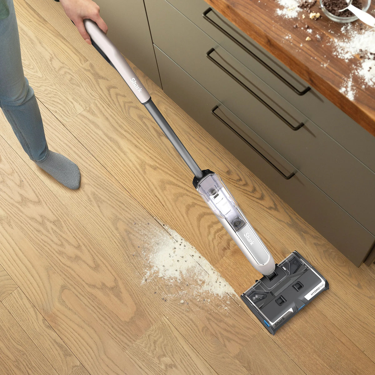 Shark HydroDuo with Dirt-Reveal Technology